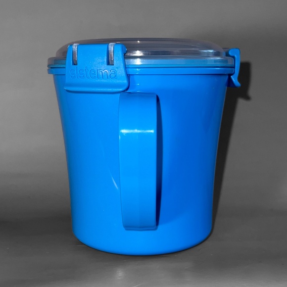 Small Blue Sistema Microwave Container - Picture 2 of 6